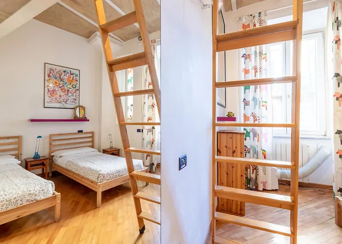 New Trastevere Home: Big, Elegant, Comfy Roma