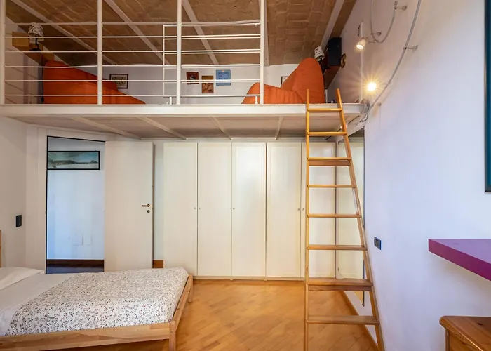 New Trastevere Home: Big, Elegant, Comfy Apartamento *