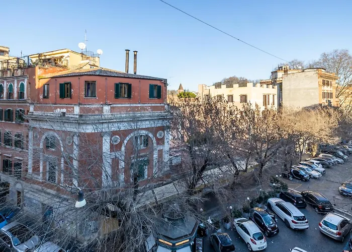 New Trastevere Home: Big, Elegant, Comfy Apartamento